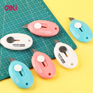 Portable Mini Utility Knife - Deli 2050 Kawaii Keychain Cutter