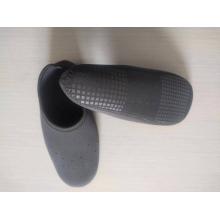 neoprene slip on indoor outdoor slippers on shoes