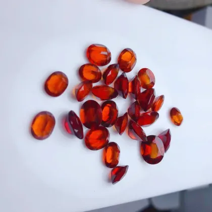 Wholesale Natural Fanta Garnet Oval Loose Stones