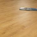 Modern design sawn mark oak click laminate flooring