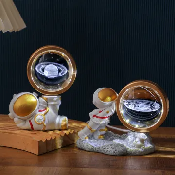 Fashion Astronaut Spaceman Style LED 3D Crystal Glass Ball Bedside Lamp