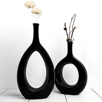 Modern Ceramic Decorative Vases: Unique Designs for Home Tables