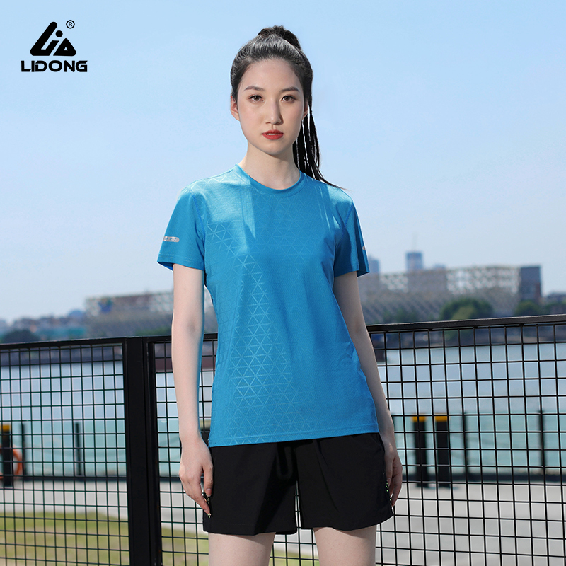 Breathable V-Neck Tee for Men Summer Style
