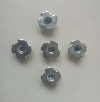 Full thread disc Four claws Lock tee nuts