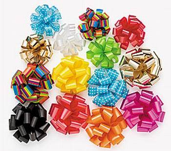 various pom pom bow