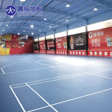 PVC Vinyl Sports Flooring for Futsal Courts, Badminton Mats, and Basketball