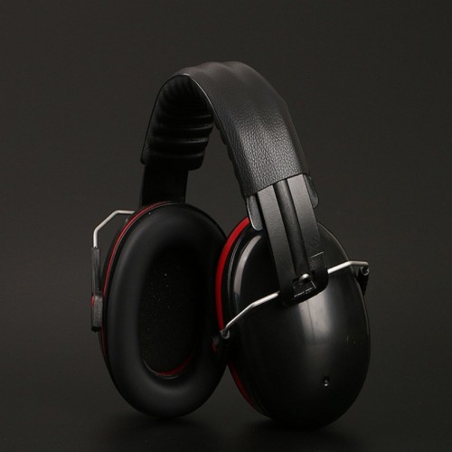 Advanced Noise Cancelling Headset for Quiet Focus