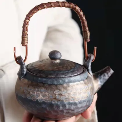 Retro 250ml Ceramic Kung Fu Tea Pot Set with Rattan Handle
