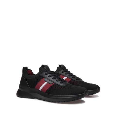 Comfortable and Stylish Men's Leisure Footwear