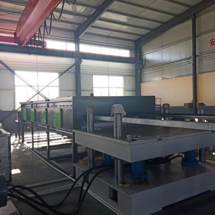 XPE iliyokusanywa kucheza mashine ya kutengeneza