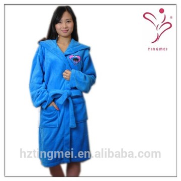 Super soft 100% polyester Coral fleece sleepwear robe