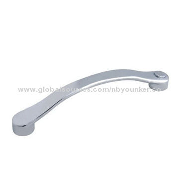 High Security Zinc-alloy Door Handle with Chrome Plating, Available in Various Sizes