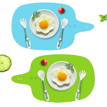 Placemat de silicone de haute qualité personnalisé avec des bords surélevés