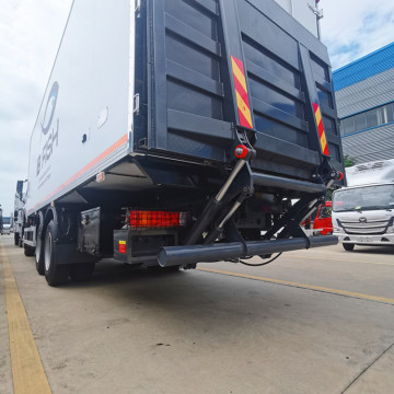 Euro 3 Sinotruk HOWO Refrigerated Truck