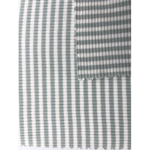 78% bomull 17% polyester 5% elastan