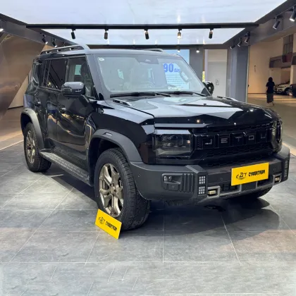 A Rugged Off-Road SUV Jetour Traveler