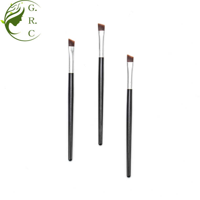 Angled Brow Brush for Precision Application & Blending