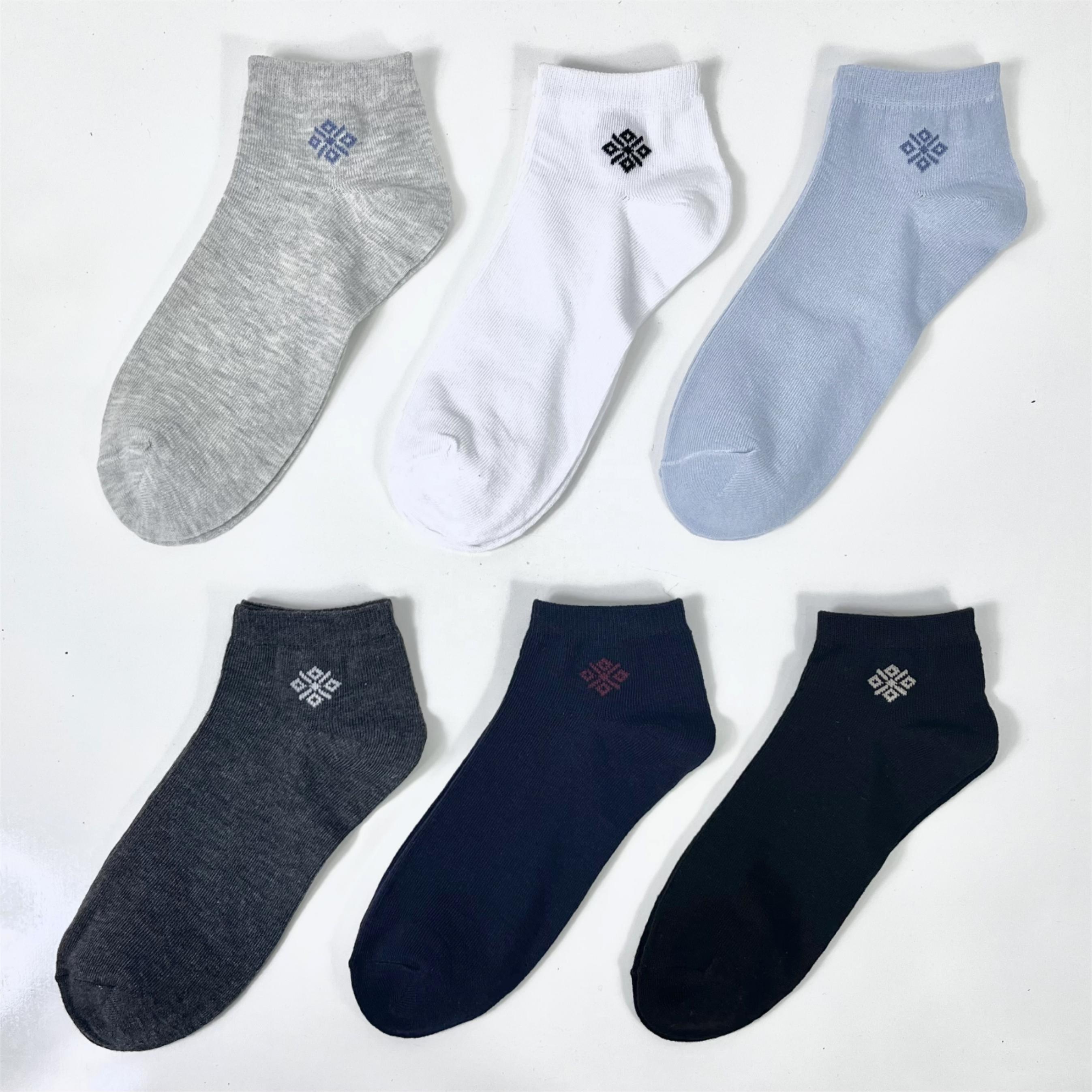Low Moq custom Logo Soft Breathable Non-Irritating Durable socks Invisible polyester crew men socks for men2