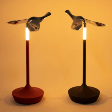 Draagbaar LED -nachtlicht: draadloze tafellamp met desktopvogelsontwerp voor stressverlichting