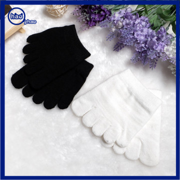 YH wholesale indoor pilates grip toe yoga socks