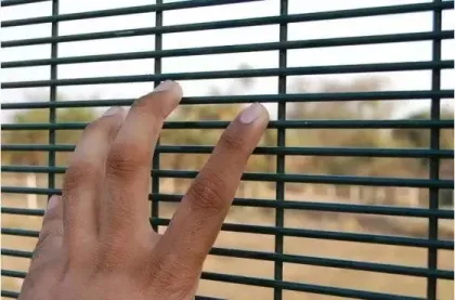Hot Dipped Galvanized 32mm Dra Anti-Theft Anti-Climb Fence