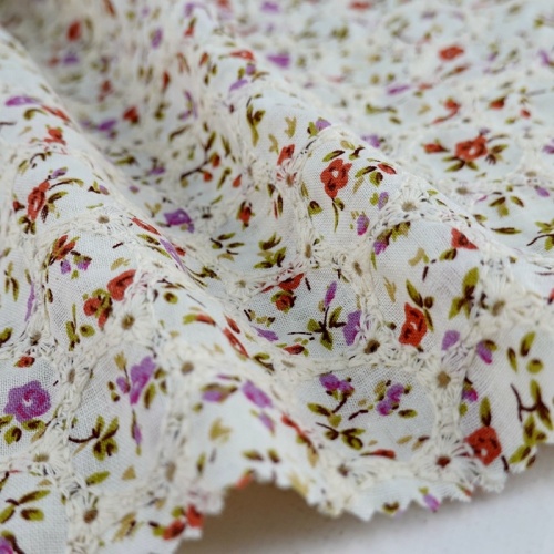 100%Cotton Floral Printing Poplin Eyelet Embroidery Fabric