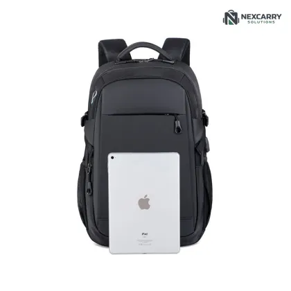 Men`s All-Black Oxford Backpack