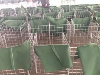 Defensive bastion hesco barriers for military sand wall