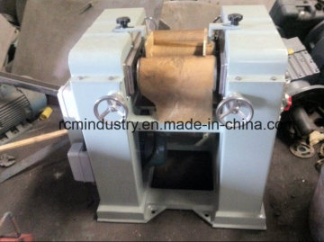 Heavy-Duty Type Three Roll Grinder for Flake