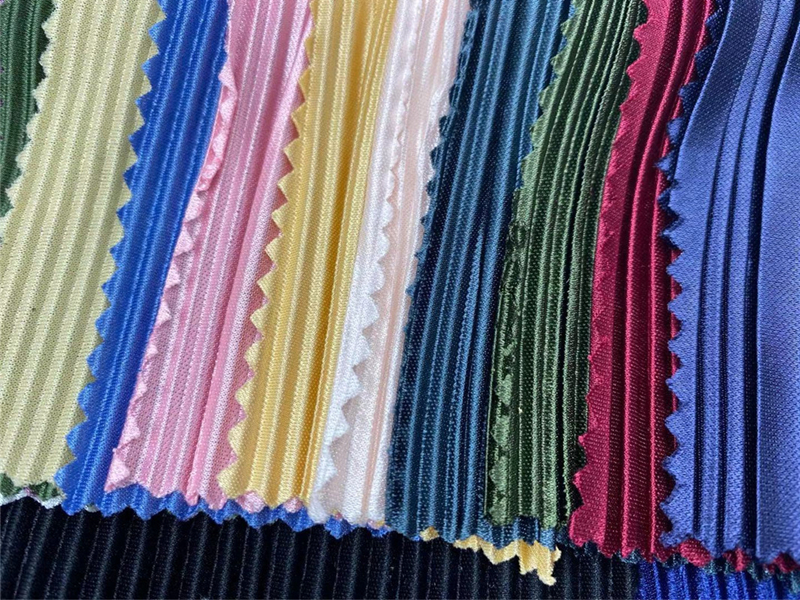 Crush Pleat Serie