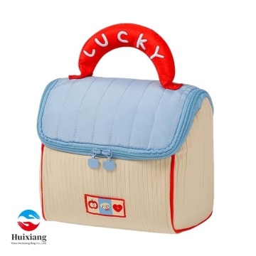 Bolso elegante con forma de casa para artículos esenciales de belleza