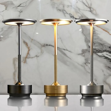 โคมไฟ LED แบบไร้สาย Nordic Touch ที่ทันสมัยสำหรับห้องนั่งเล่นและโรงแรม