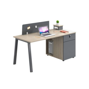 Современный панельный рабочий стол на 4 человека