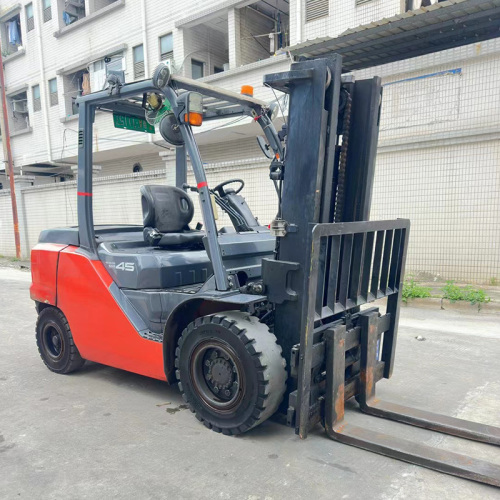 4,5 тонны Toyota использовали вилочные погрузчики для продажи