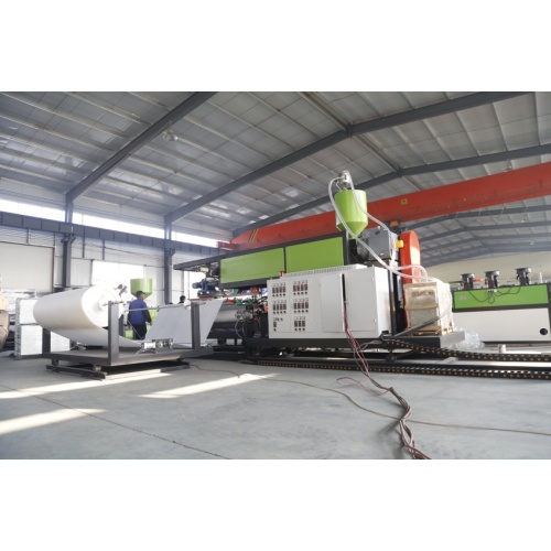 China PE Foam extruding Laminating Machine Supplier