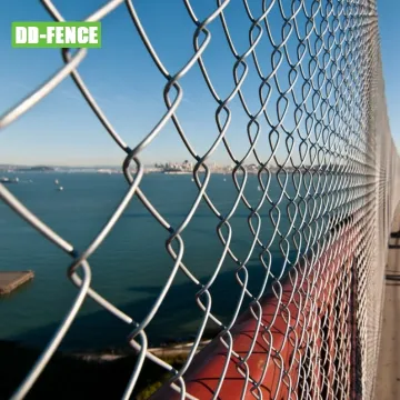 Cyclone Wire Fence Roll Chuỗi liên kết Hàng rào bảo mật