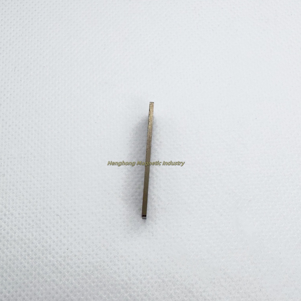 Sintered neodymium iron boron strong magnetic field