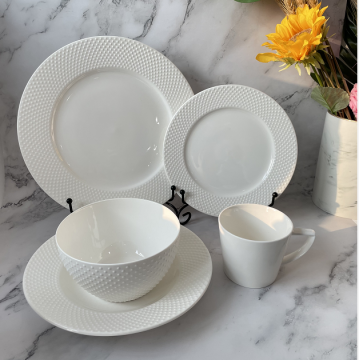 Set Peralatan Makan Set Pinggan Opal 18 keping