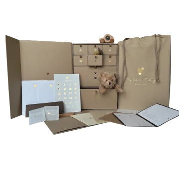 Baby Memory Book: Erstes 5 -jährige Sammelalbum mit Keepsake Box