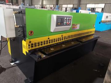 QC12Y Pendulum Shearing Machine สำหรับแผ่นสแตนเลส