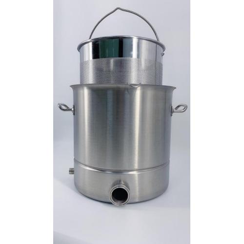 Durable and attractive stainless steel wine barrel