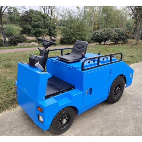 4-Wheel Electric Tow Tractor