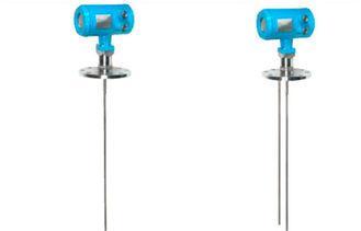 Guided wave radar intelligent liquid level transmitter with