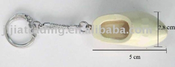Netherlands/Holland wooden shoes key chain