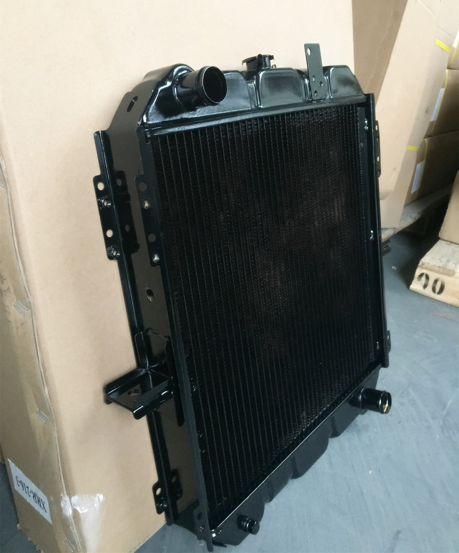 Isuzu Nhr 4bc2 용 구리 황동 트럭 라디에이터, Bossgoo.com의 고품질 Isuzu Nhr 4bc2 용 구리 ...