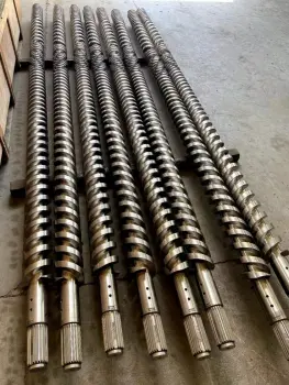 Extruder Parallel Screw And Barrels