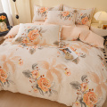 Edredón ligero 100% algodón con diseño de flores.