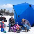 Abriteur de pêche à la glace entièrement isolée de 3-4 personnes entièrement isolée