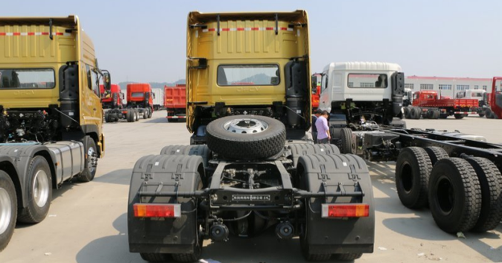 Dongfeng Tractor Truck 6x4