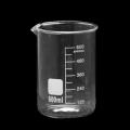 Vaso de vidrio Boro3.3 de baja forma con Spout 250ml